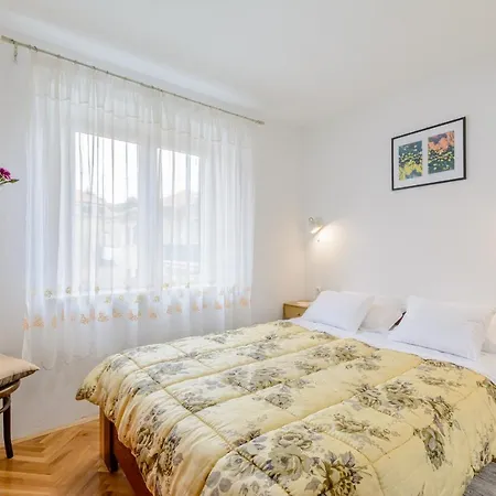 Apartamento With Wifi - 11660 *