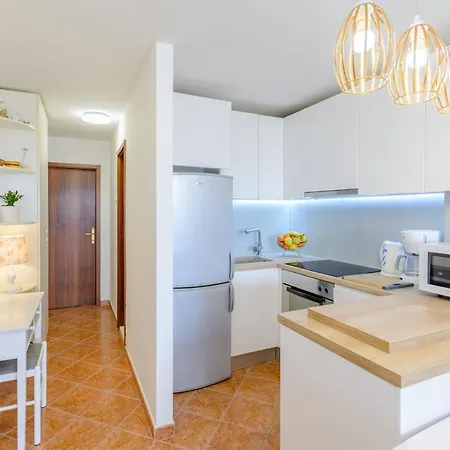 With Wifi - 11660 Lägenhet *